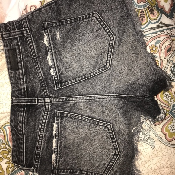 short jean shorts - Picture 2 of 2